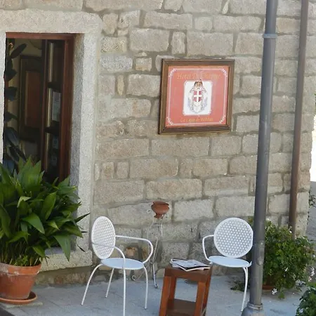 Hotel La Casa Di Babbai 2*