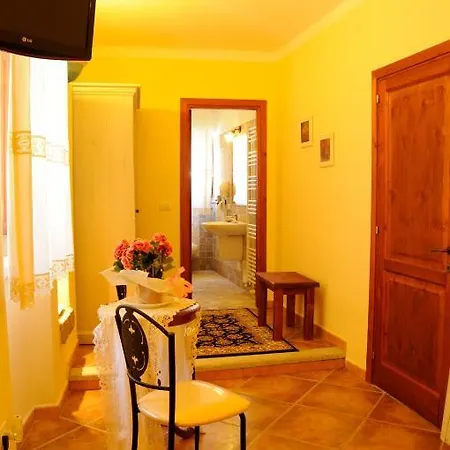 La Casa Di Babbai Hotel 2*