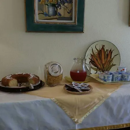 拉卡萨迪巴拜住宿加早餐旅馆 2* Nuchis