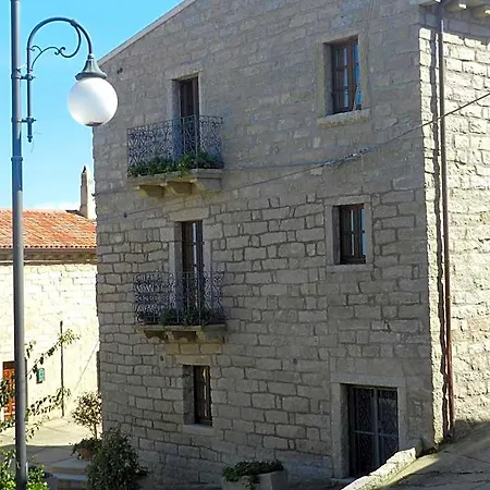 Hotel La Casa Di Babbai Nuchis